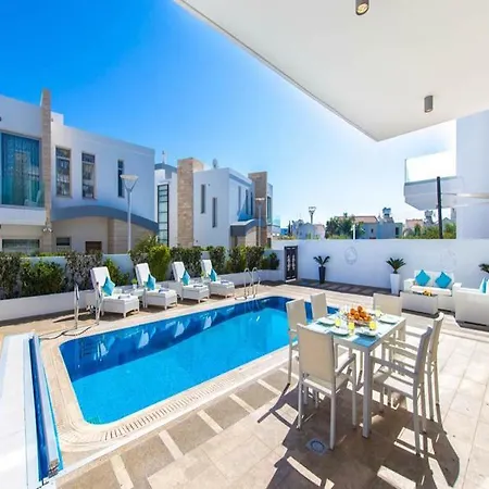 Oceanview Luxury 138 * Protaras