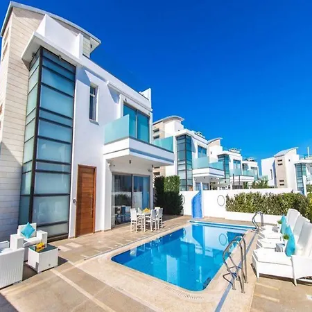 Oceanview Luxury 138 *